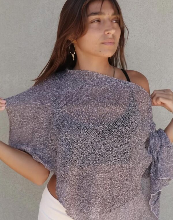 פונצ`ו סריג