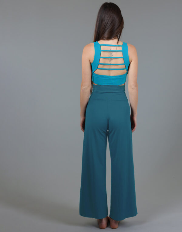 מכנסי לייקרה מתרחבים