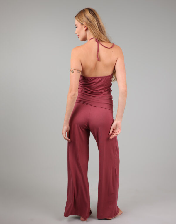 מכנסי לייקרה מתרחבים