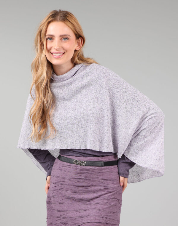 פונצ'ו דקיק