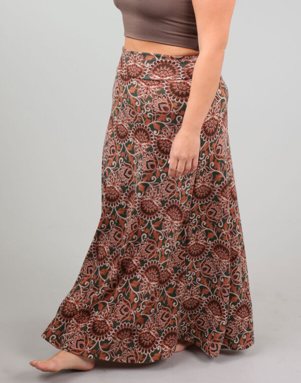 חצאית ארוכה