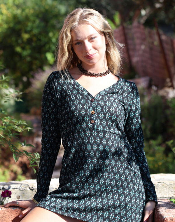 טוניקת כפתורים